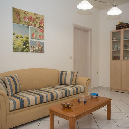 Comfi Apartment Kleio Ираклио Екстериор снимка