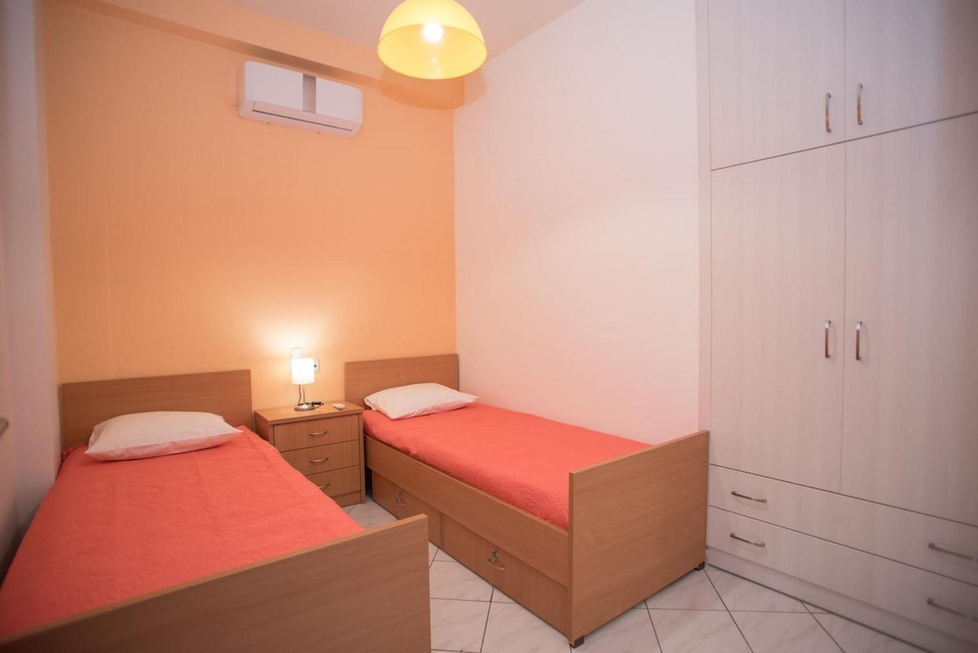 Comfi Apartment Kleio Ираклио Екстериор снимка